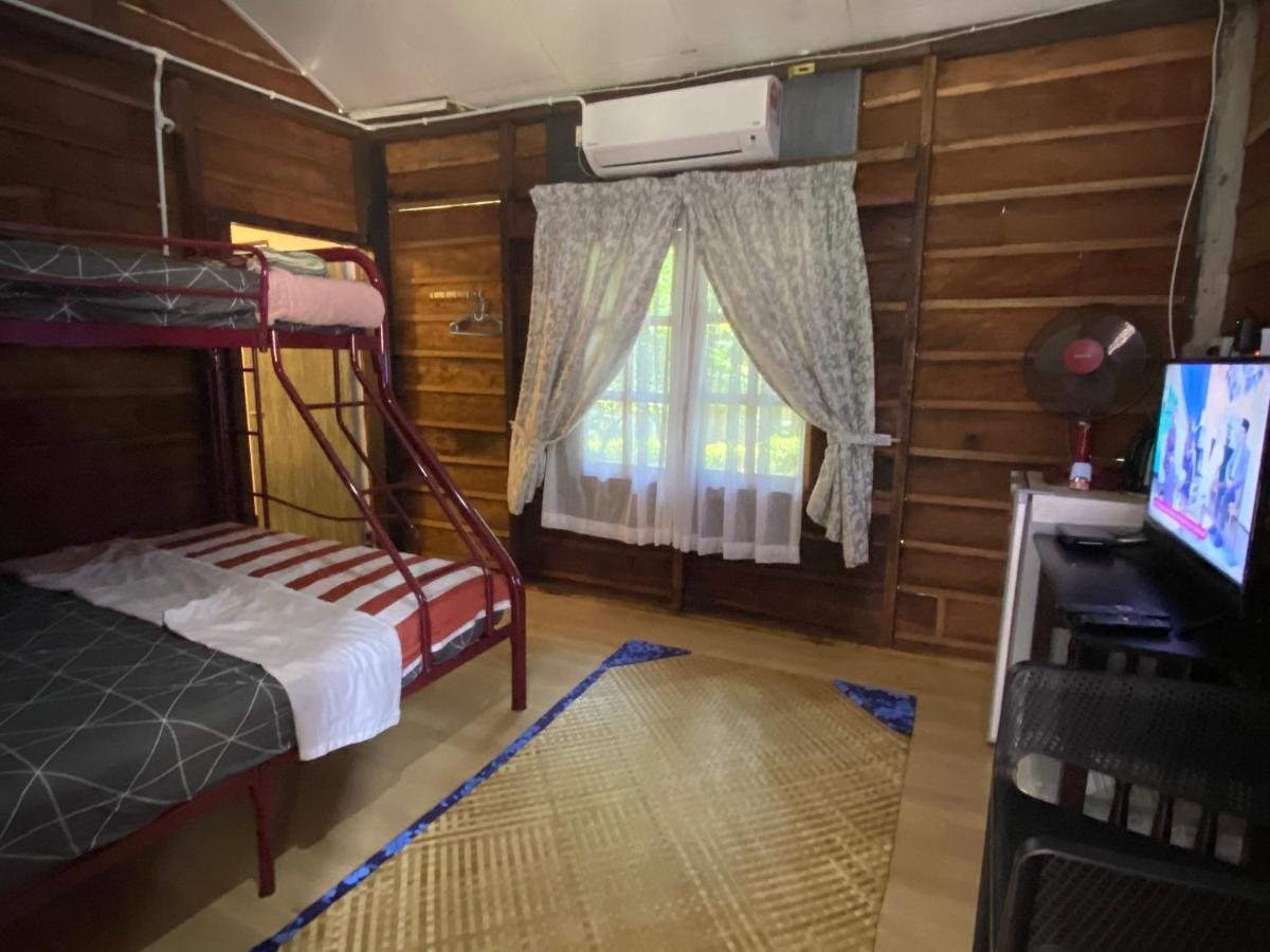 Rustic Chalet - Dahlia N Mawar At Sedim Vista Kulim Zewnętrze zdjęcie