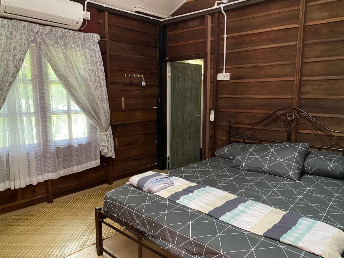 Rustic Chalet - Dahlia N Mawar At Sedim Vista Kulim Zewnętrze zdjęcie